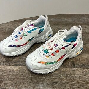 Skechers Women’s D’lites Summer Fiesta Sneakers Size 6